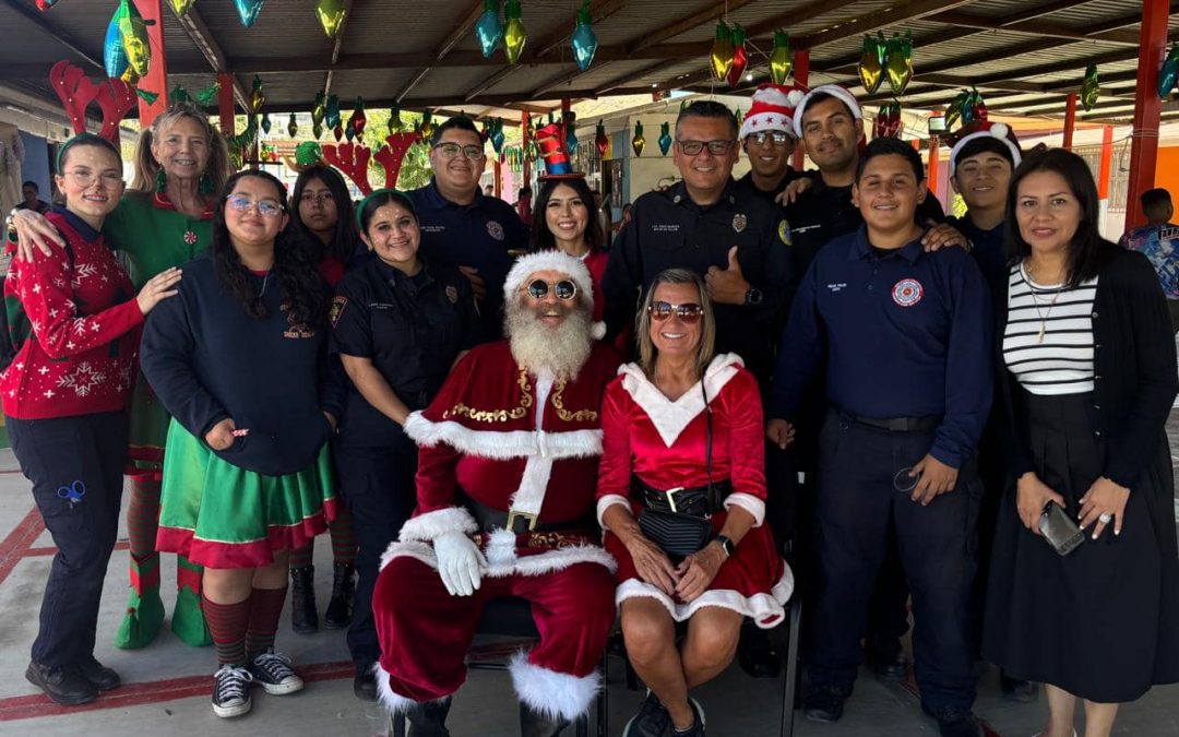 Santa Claus inaugura el Toy Drive de Bomberos CSL