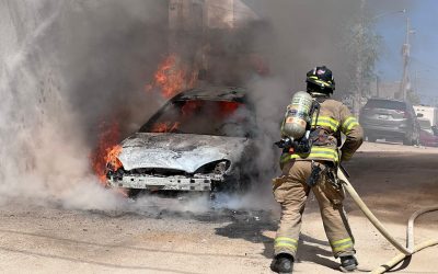 Galería: Incendio de vehículo atendido por Bomberos CSL