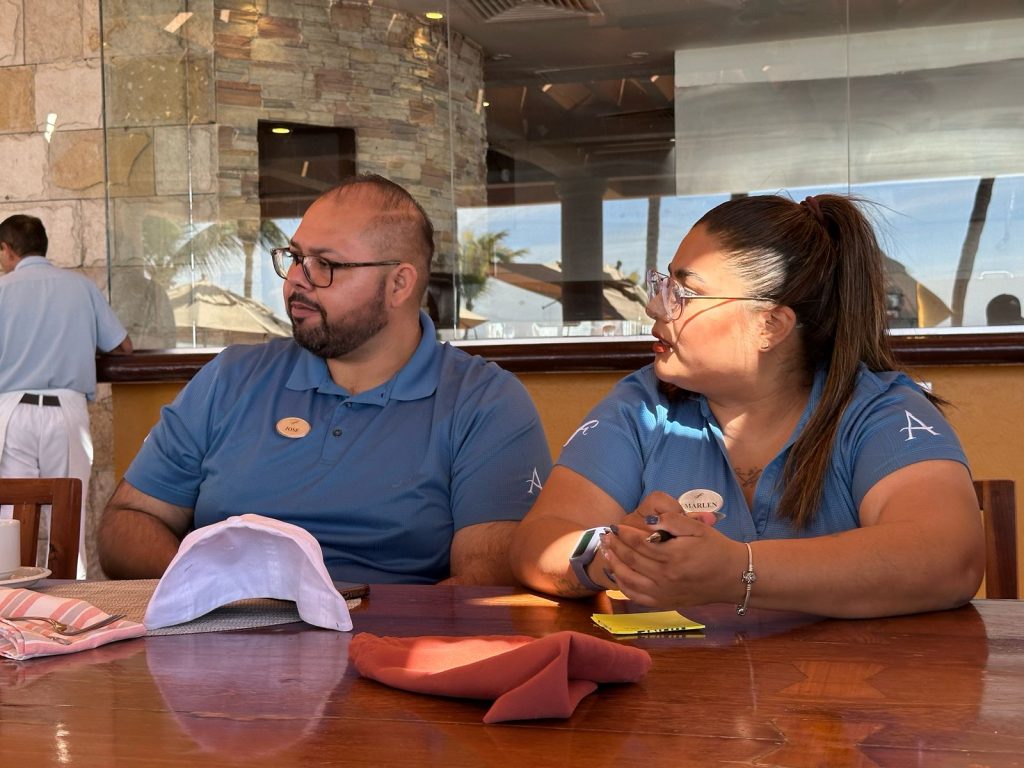 Reunión Fiesta Americana y Bomberos Cabo San Lucas.