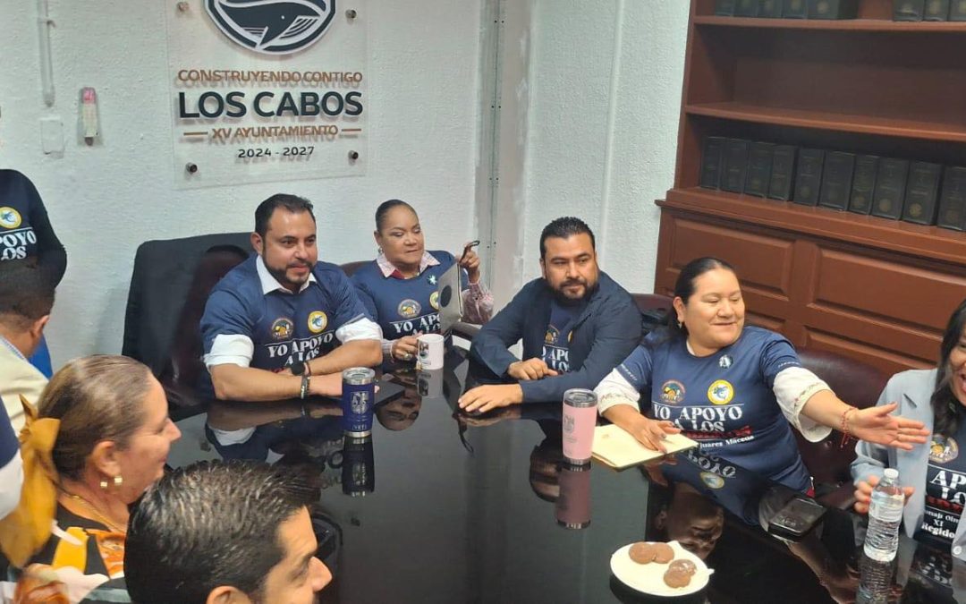 Suma Alcalde Christian Agundez y Regidores de Los Cabos apoyo a Bomberos CSL