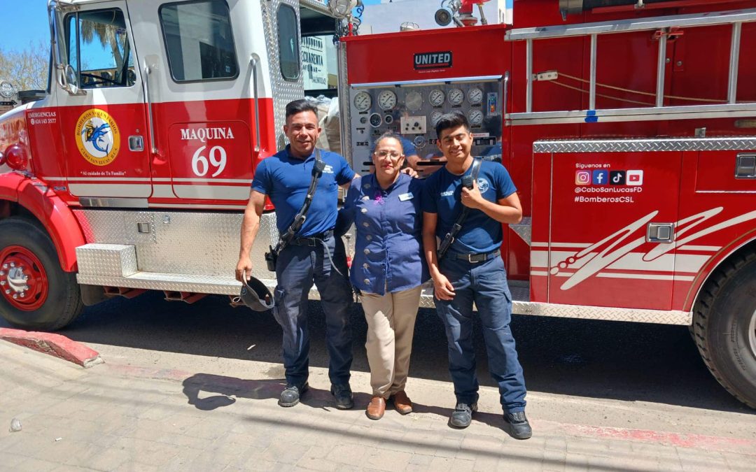 Médano Hotel and Suites dona equipo a Bomberos CSL