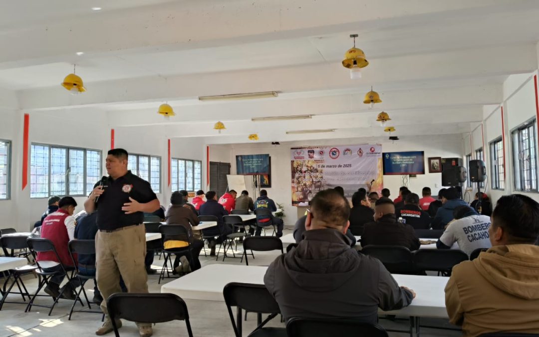 Chiapas realiza curso de nivelación para certificación de bomberos