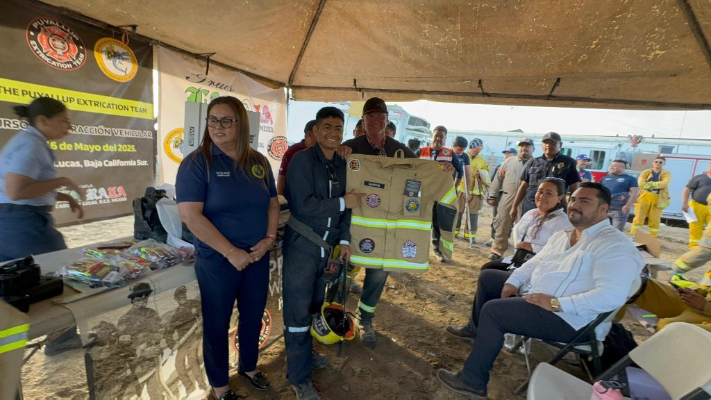 El equipo que será parte de PXT México está encabezado por elementos del Cuerpo de Bomberos de Cabo San Lucas y lleva por nombre 'Choyeros Team'. 
