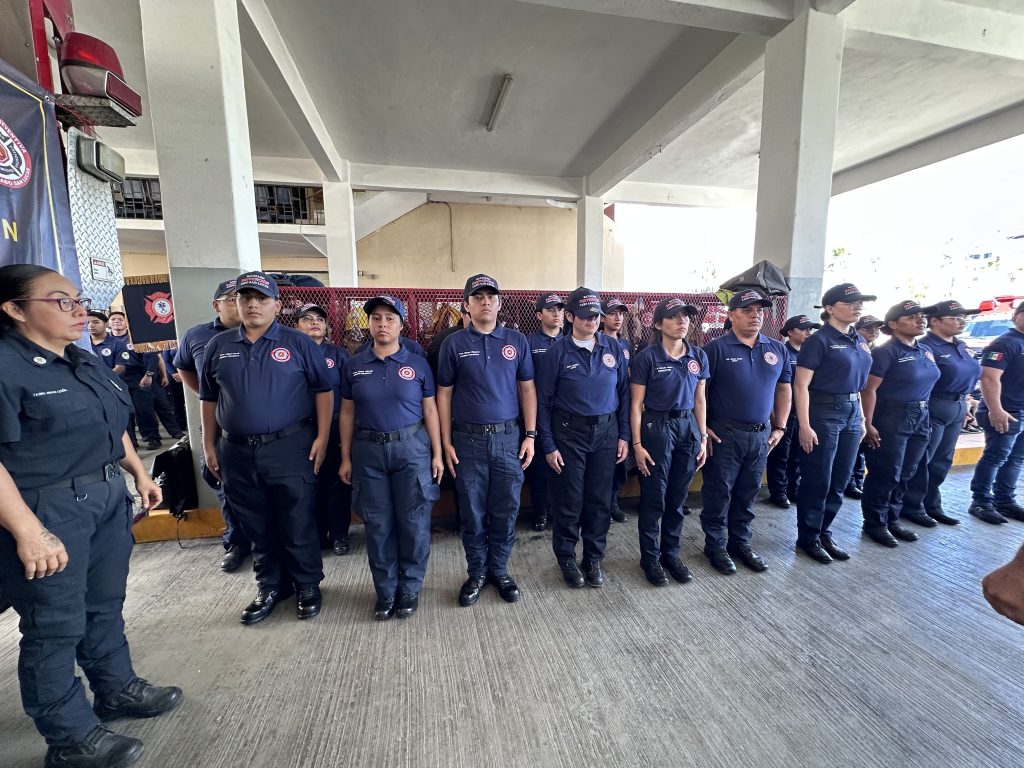Agentes-preventivos-bomberos-cabo-san-lucas